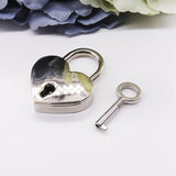 Heart Lock and Key Vintage Old Antique Style - 5minutessolution